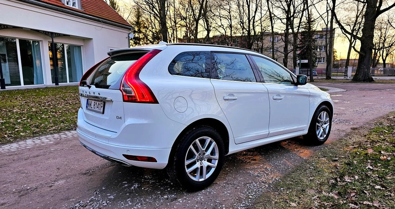 Volvo XC 60 cena 84900 przebieg: 129939, rok produkcji 2016 z Łochów małe 781